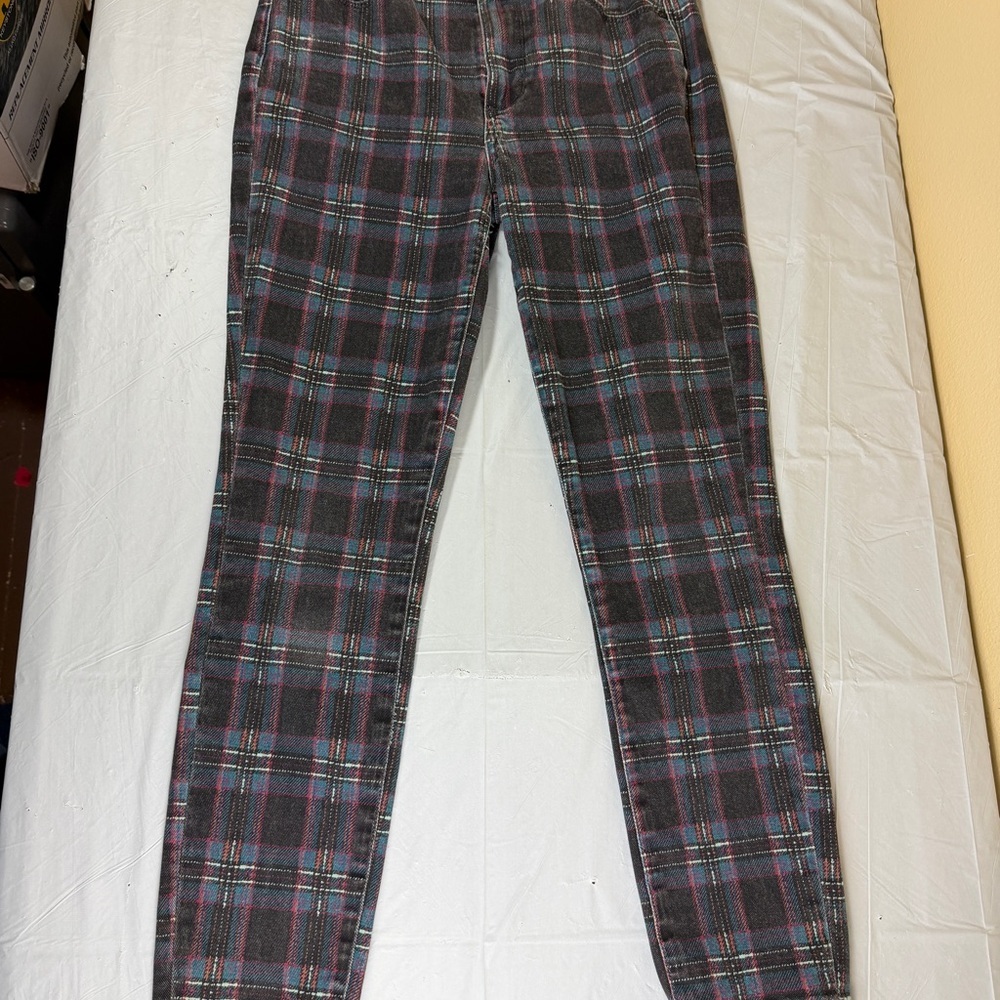 PAIGE Plaid Hoxton Ankle Jeans‎ - Black and Blue